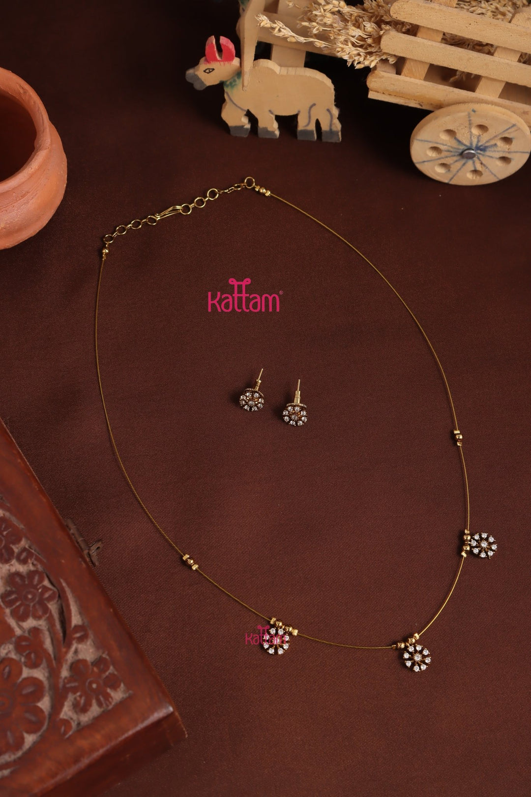 Flower Stone Invisible Choker - N3956