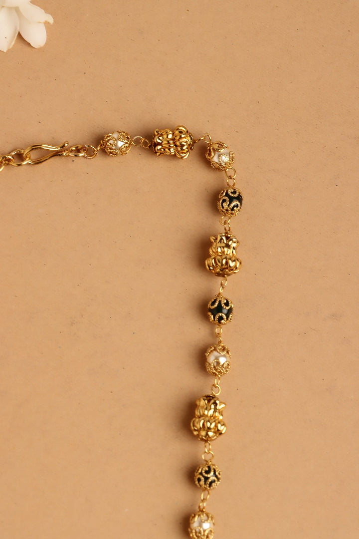 Flute Krishna Pendant Pearl Mala - Design 1 - N4102