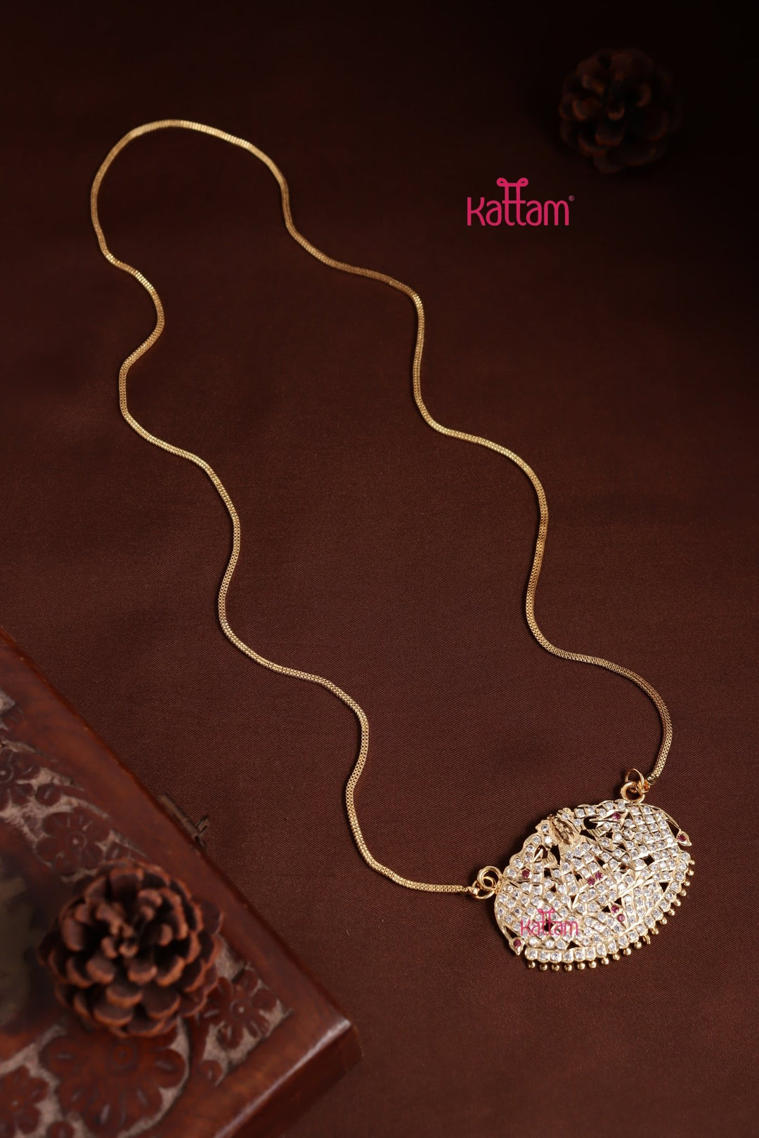 Gati Goddess Dollar Goldtone Chain - RubyWhite - N3967