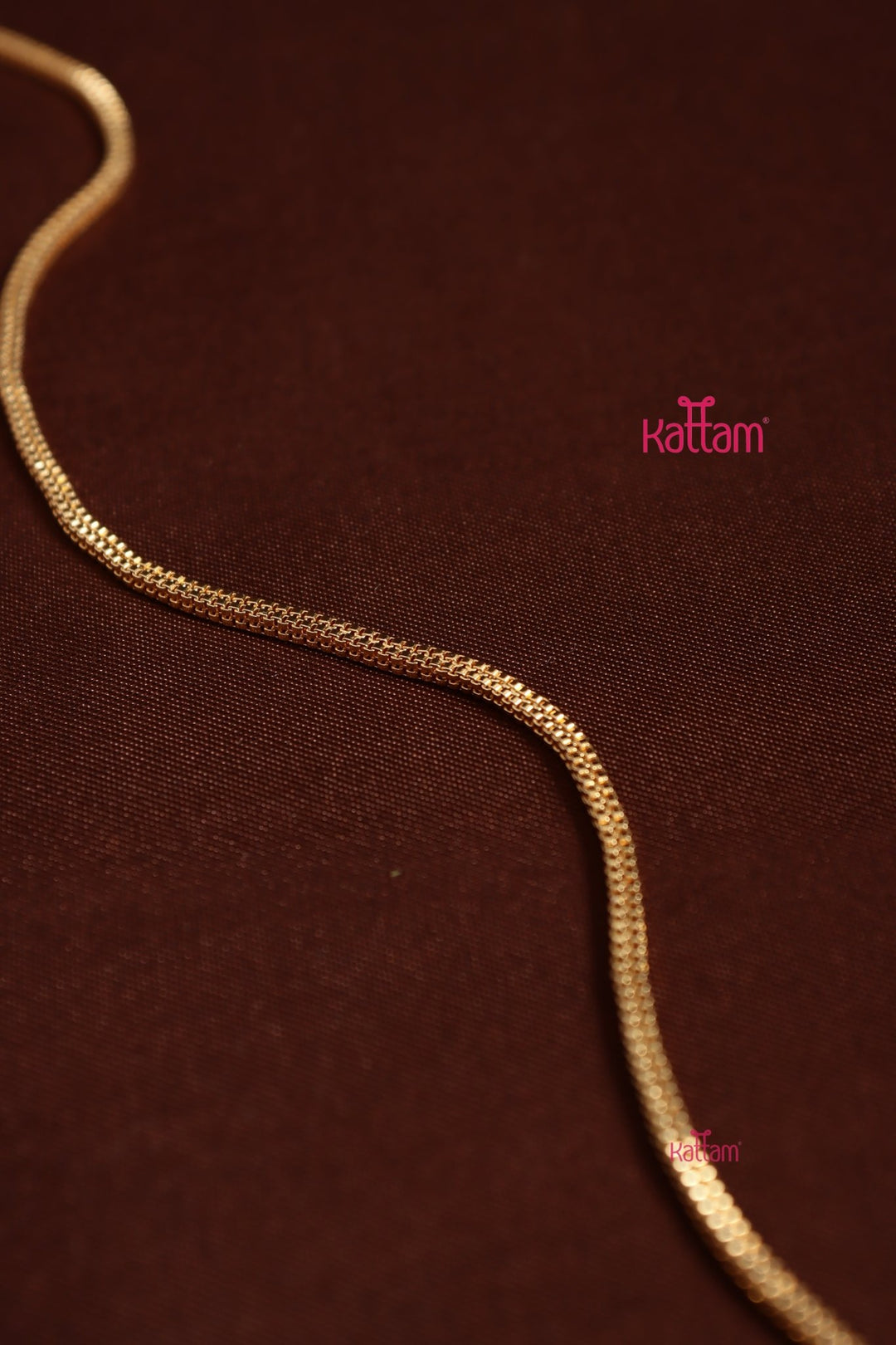 Gati Goddess Dollar Goldtone Chain - White - N3966