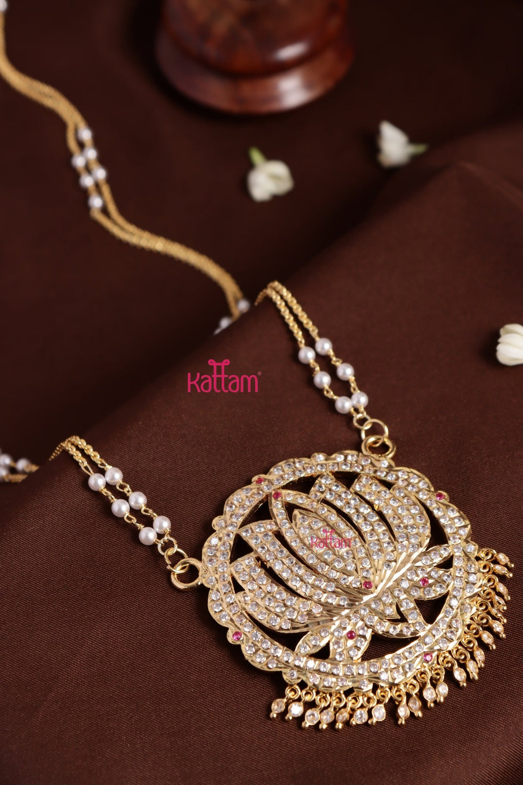 Gati Lotus Round Dollar Pearl Chain - White Ruby (No Earrings) - N3925