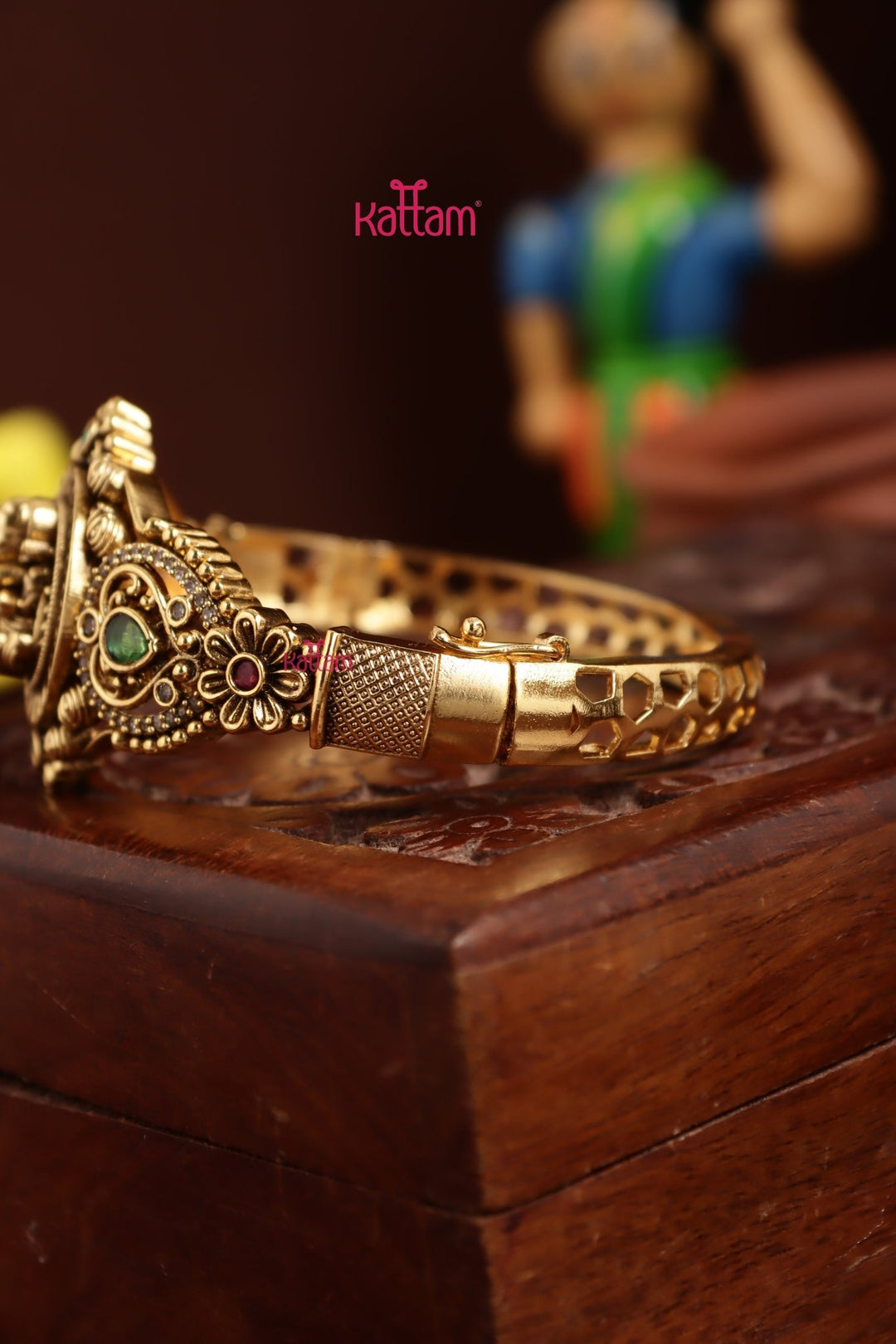 Goddess Chakra Kada - B633