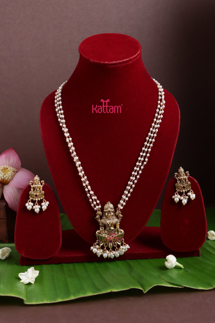 Goddess Lakshmi Pearl Mala With Earrings - N3746
