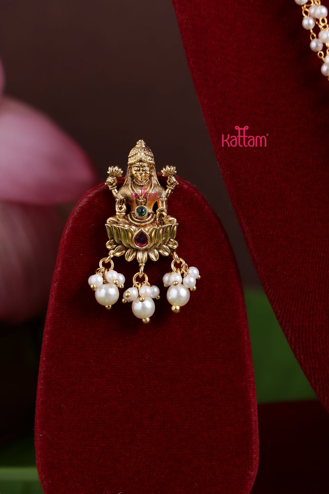 Goddess Lakshmi Pearl Mala With Earrings - N3746