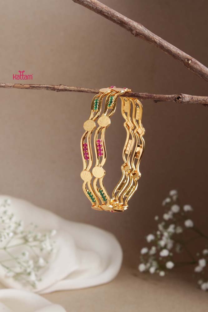 Goddess Ruby Green Coin Wave Bangle - B461 - V4