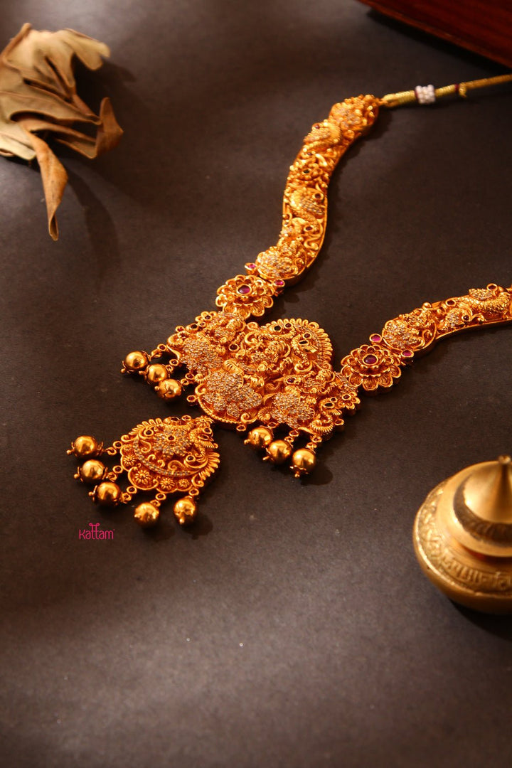Gold Plated Intricate Stone Work Nagas Necklace Set - N714