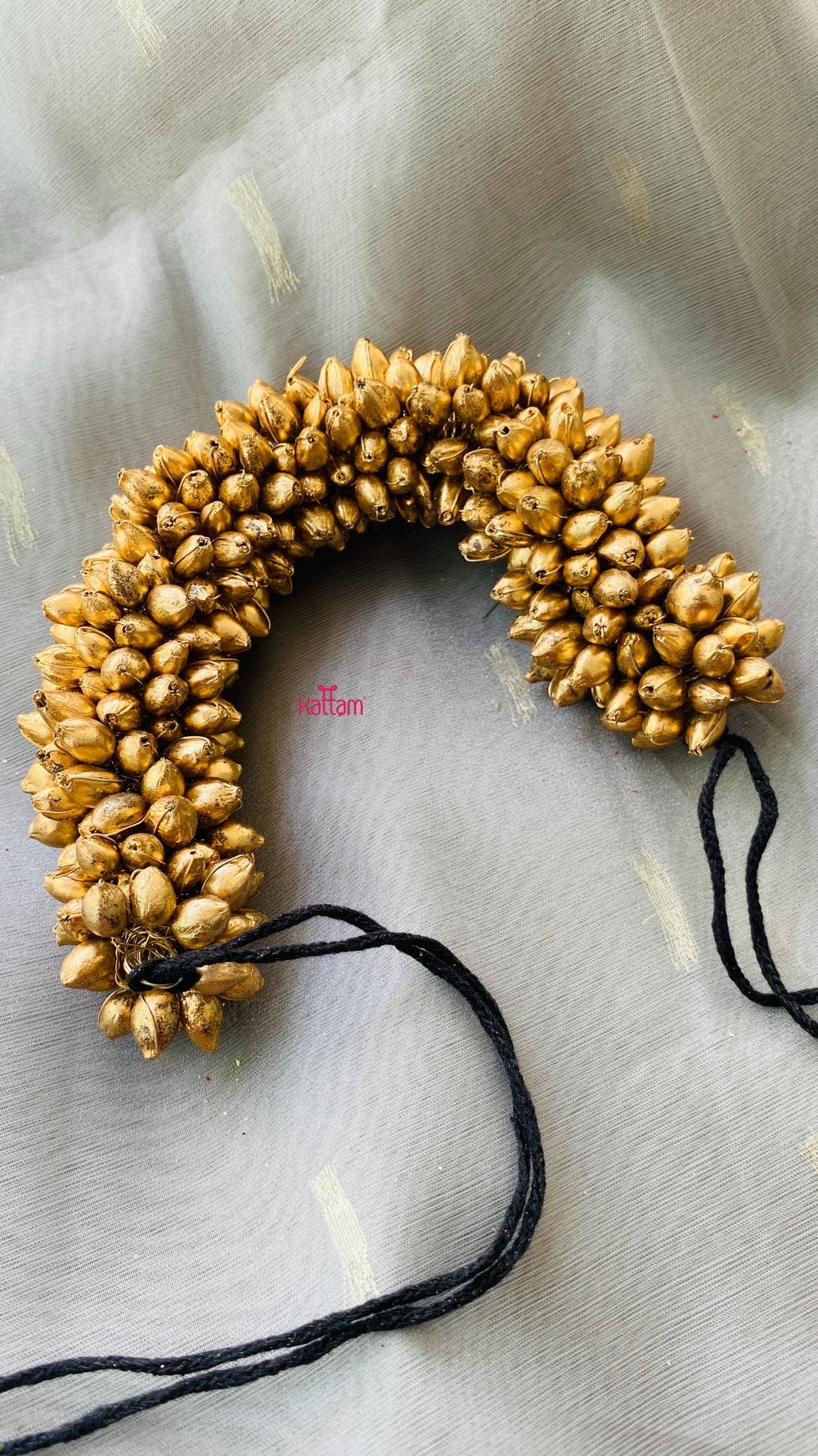 Golden Mallipoo Kattam - Main Image