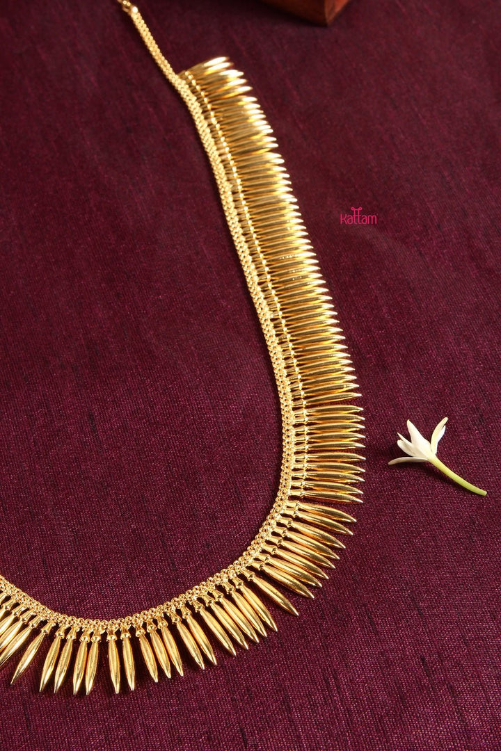 Golden Spikes Kerala Haram (No earring) - N1337