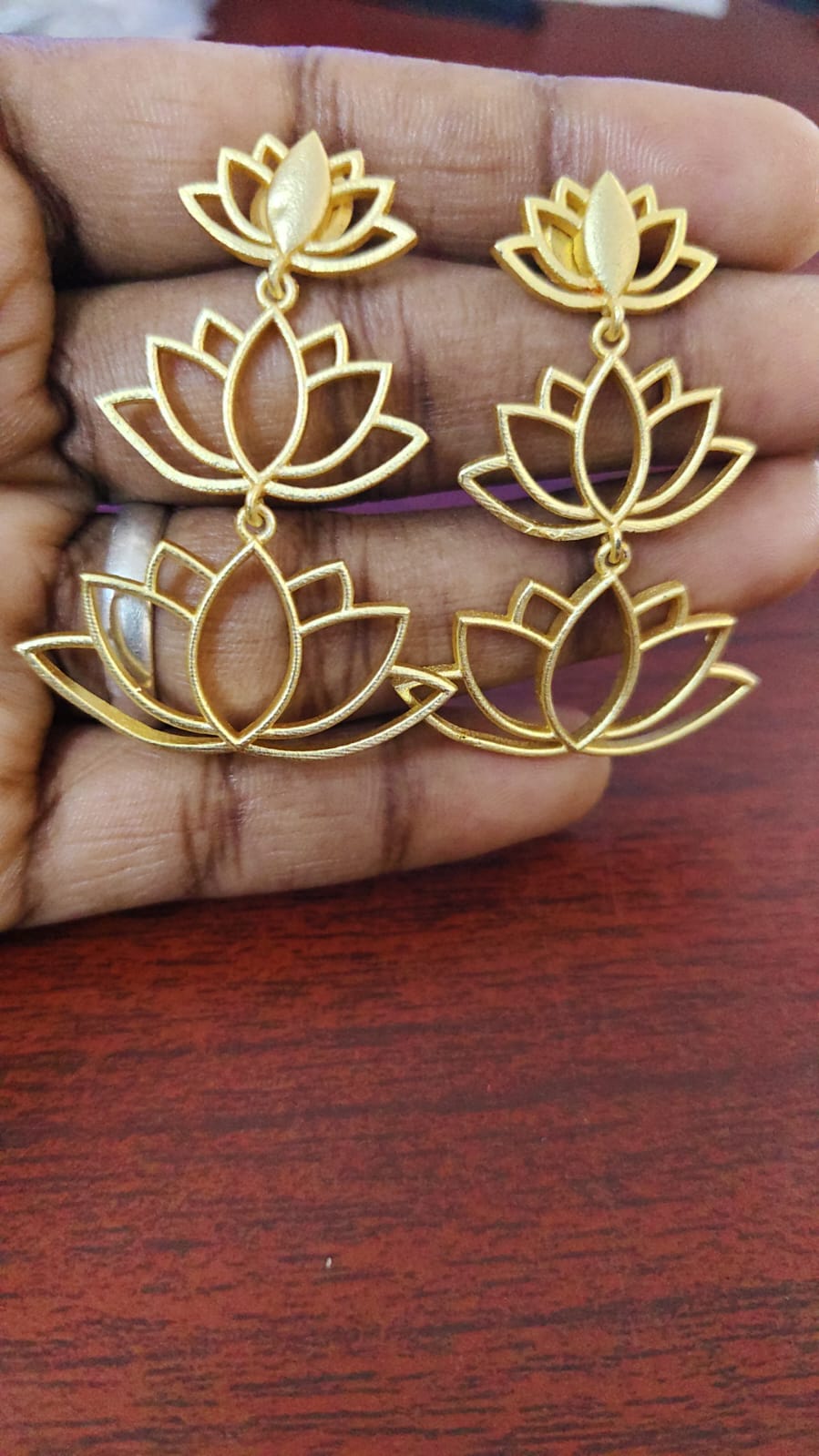 Golden Triple Lotus Earring - E116