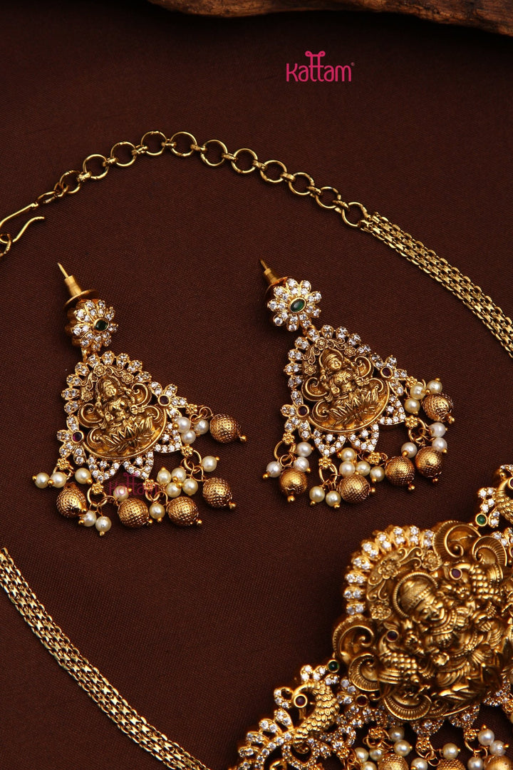 Goldtone Lakshmi Peacock Pearl Choker - N3509