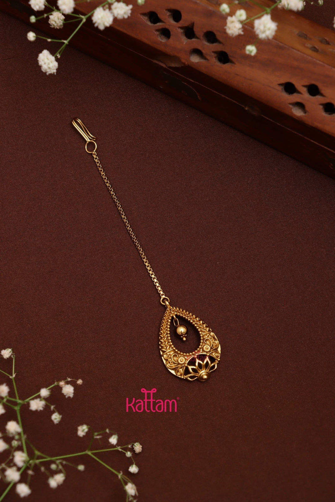Goldtone Lotus Maangtikka - MT133