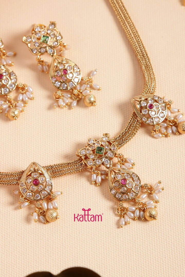Goldtone Multi Peacock Drop Attigai Choker - N3424