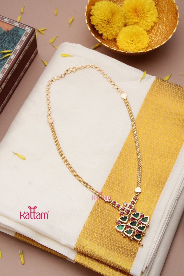Goldtone Palakka Pendnat Chain ( No Earrings ) - N3193