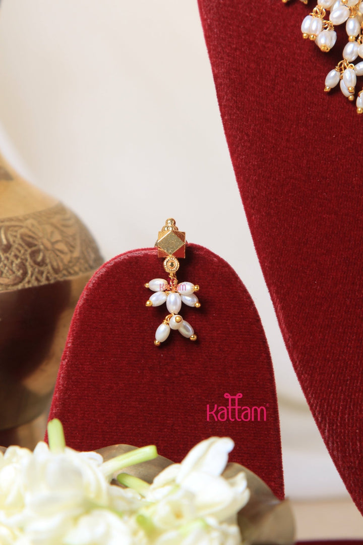 Goldtone Rice Pearl Guttapuslau Choker - N3065