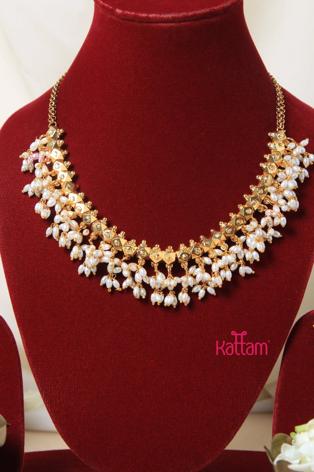 Goldtone Rice Pearl Guttapuslau Choker - N3065