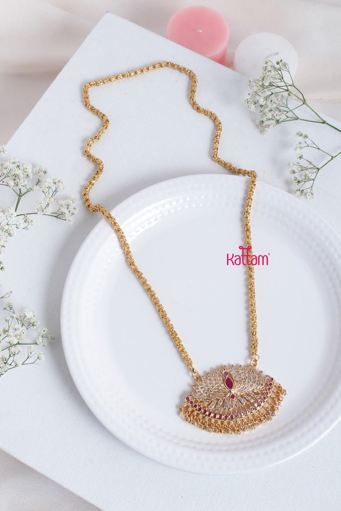 Goldtone Ruby White Lotus Gati Dollar Chain - N2328