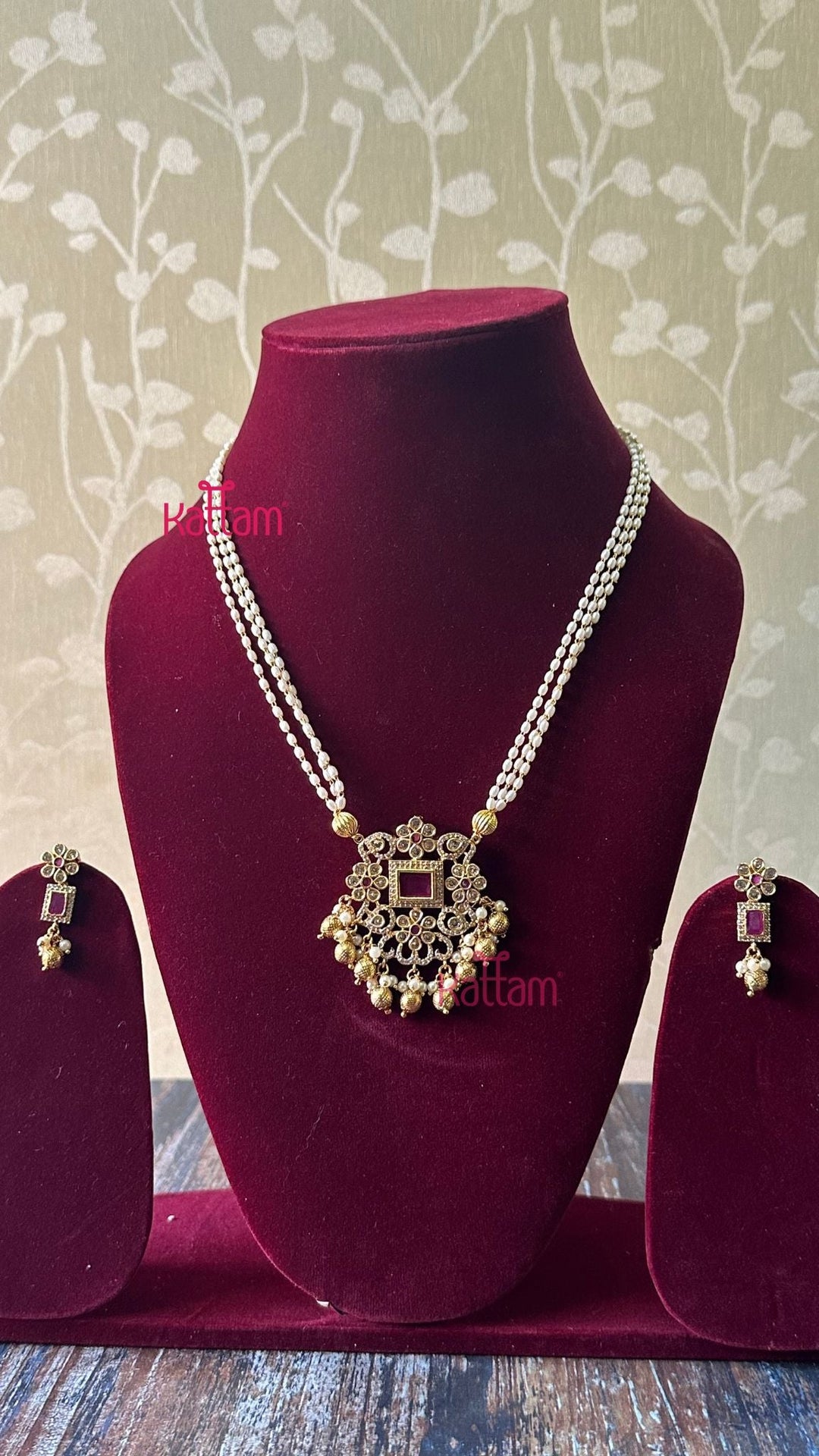 Grand Stone Ruby Dollar Rice Pearl Chain - N2935