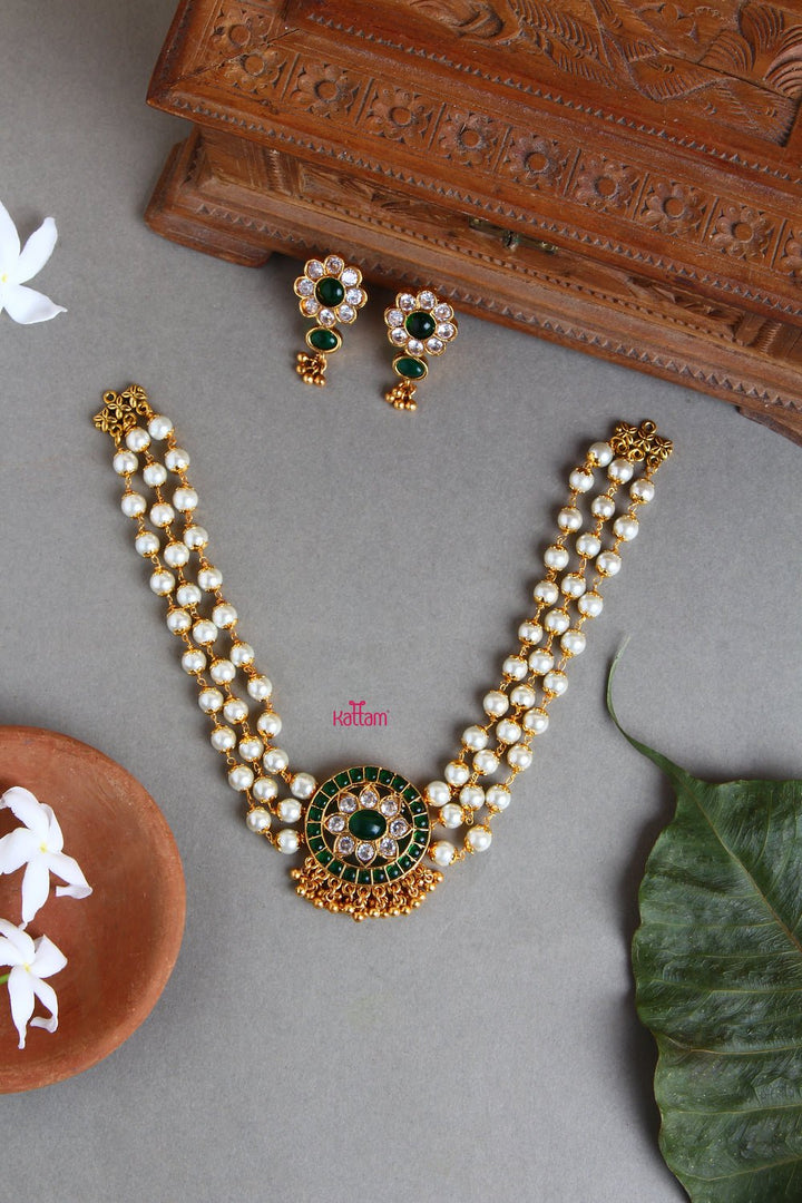 Green Kemp Pearl Choker - N840
