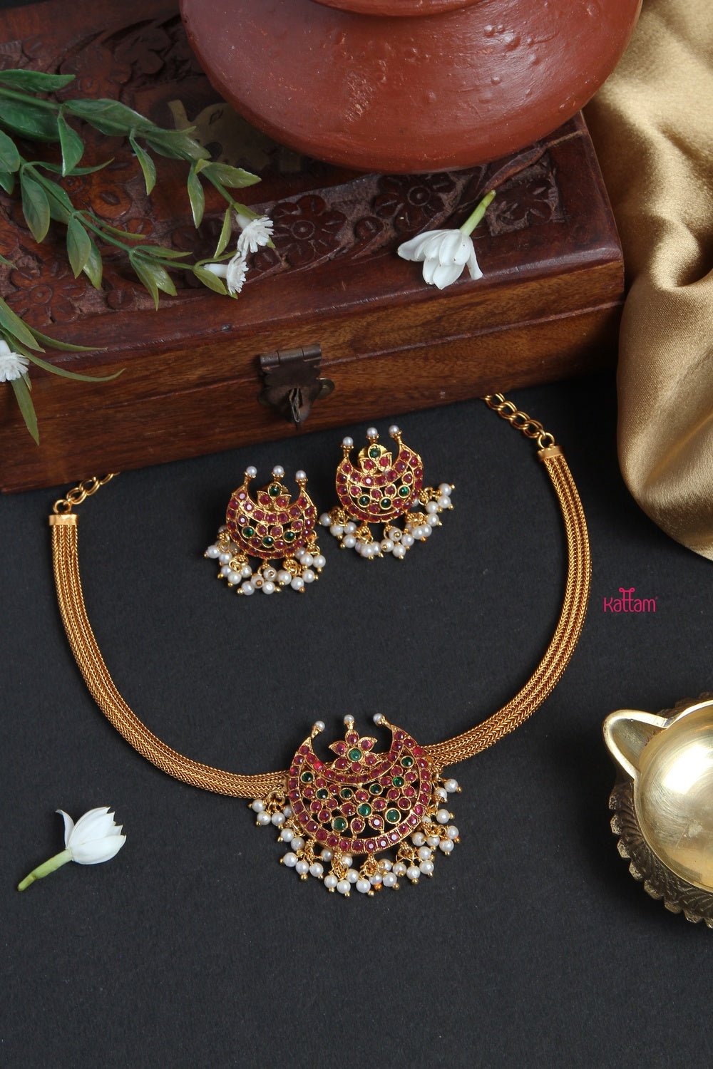 Half Moon Choker Pendant Set - N1185