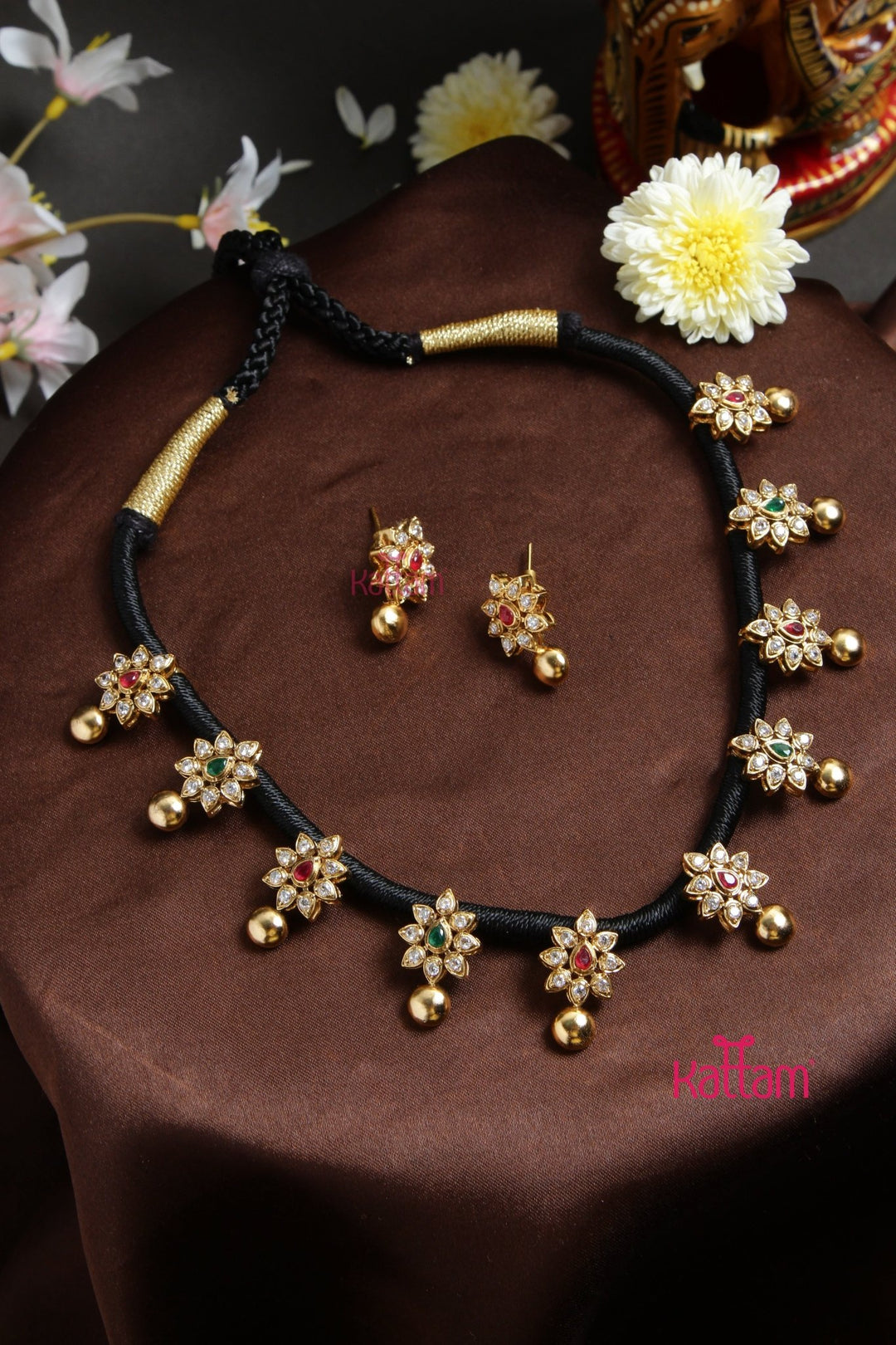 Handmade Black Thread Stone Choker
