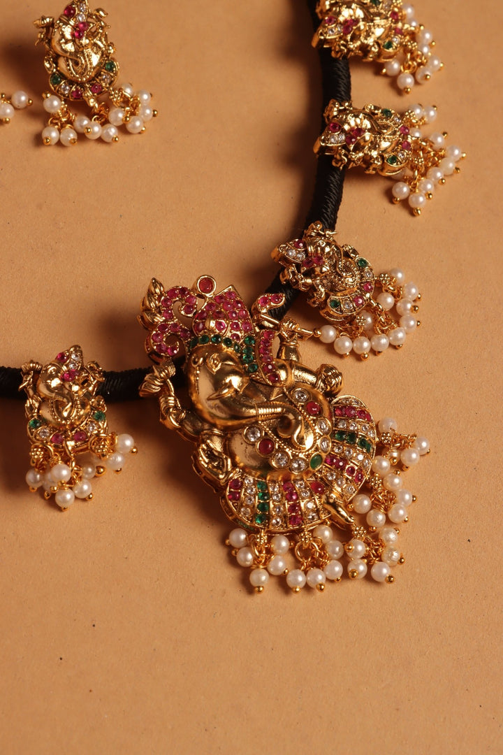 Handmade Ganesha Pendant Thread Choker - N4101