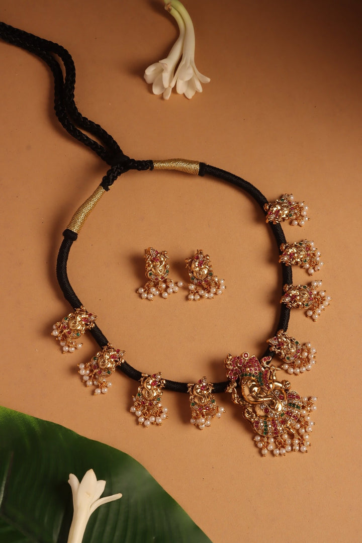 Handmade Ganesha Pendant Thread Choker - N4101