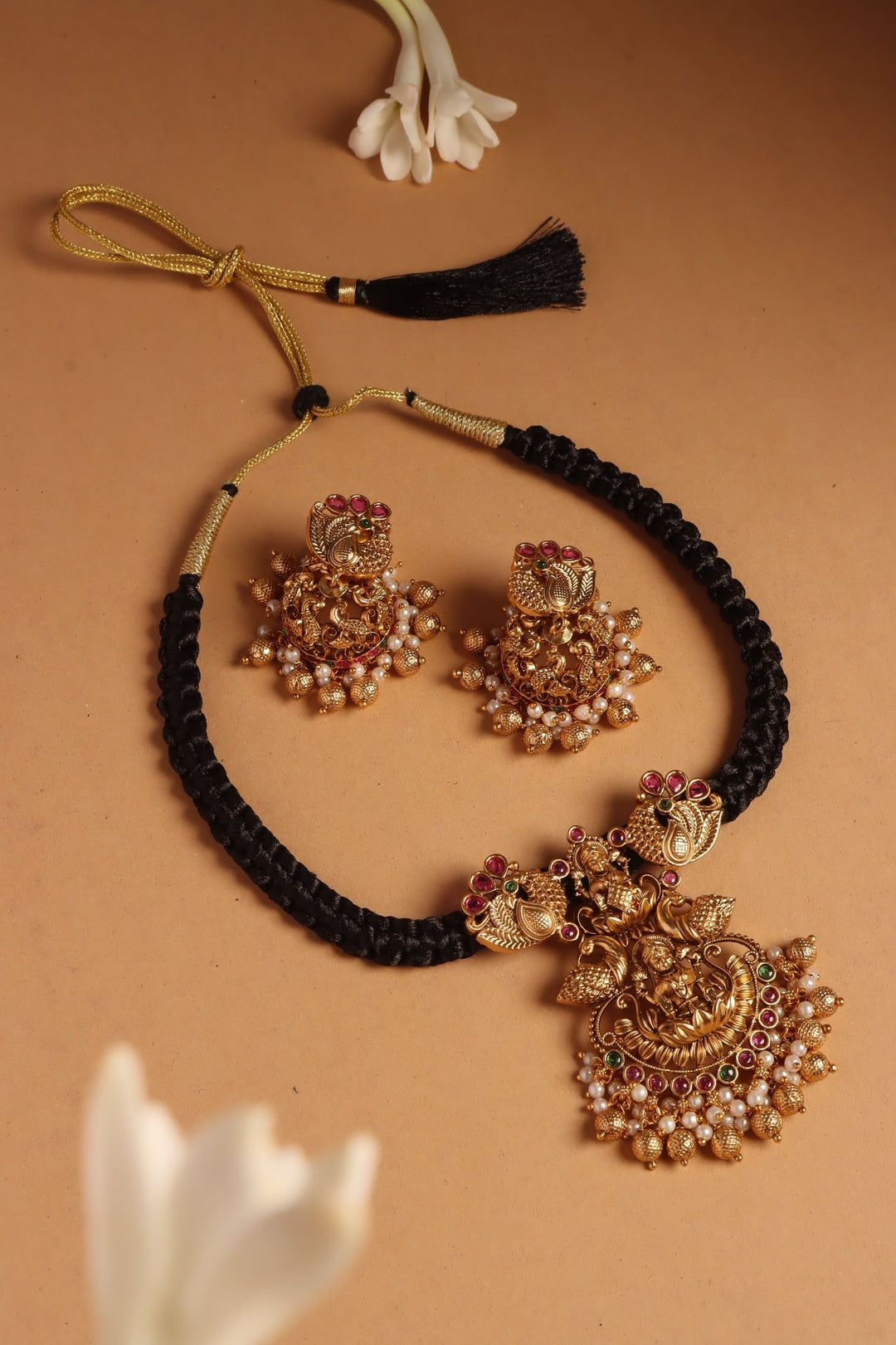 Handmade Lakshmi Pendant Black Thread Choker - N4096
