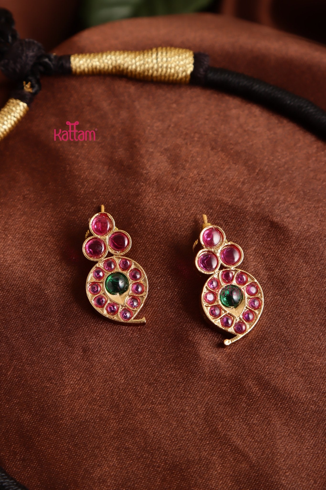 Handmade Manga Kemp Black Thread Choker - Kattam