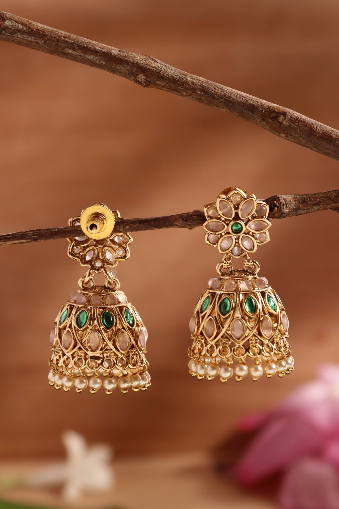 Indirani - Pastelpink &amp; Green pearl Jhumka - E1457