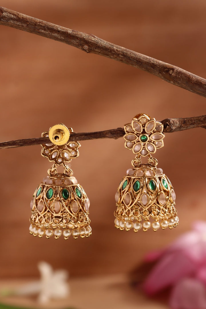 Indirani - Pastelpink &amp; Green pearl Jhumka - E1457