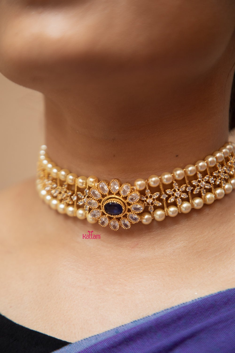 Traditional Pearl Choker Necklace