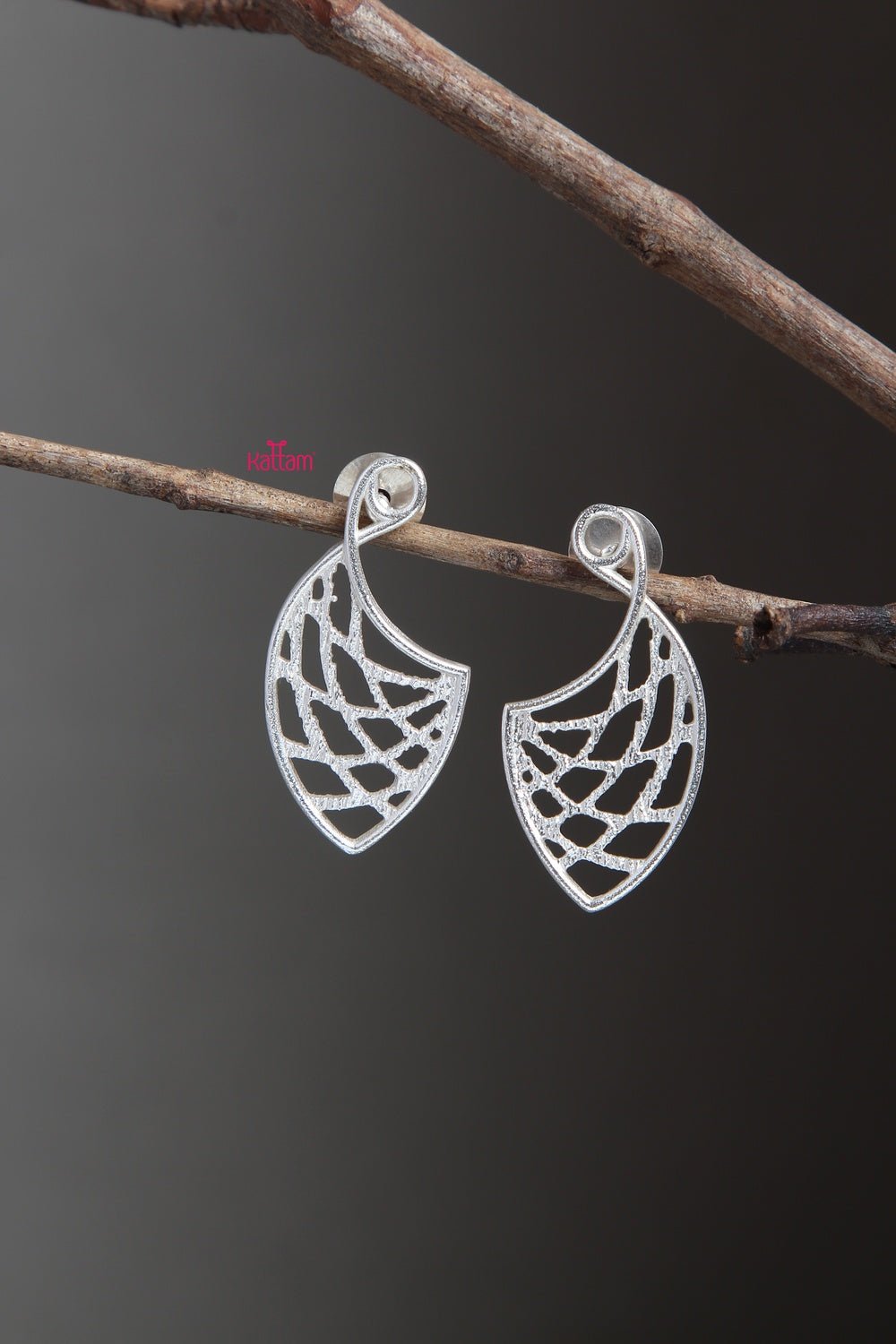 Intricate Patterns Earring - E109