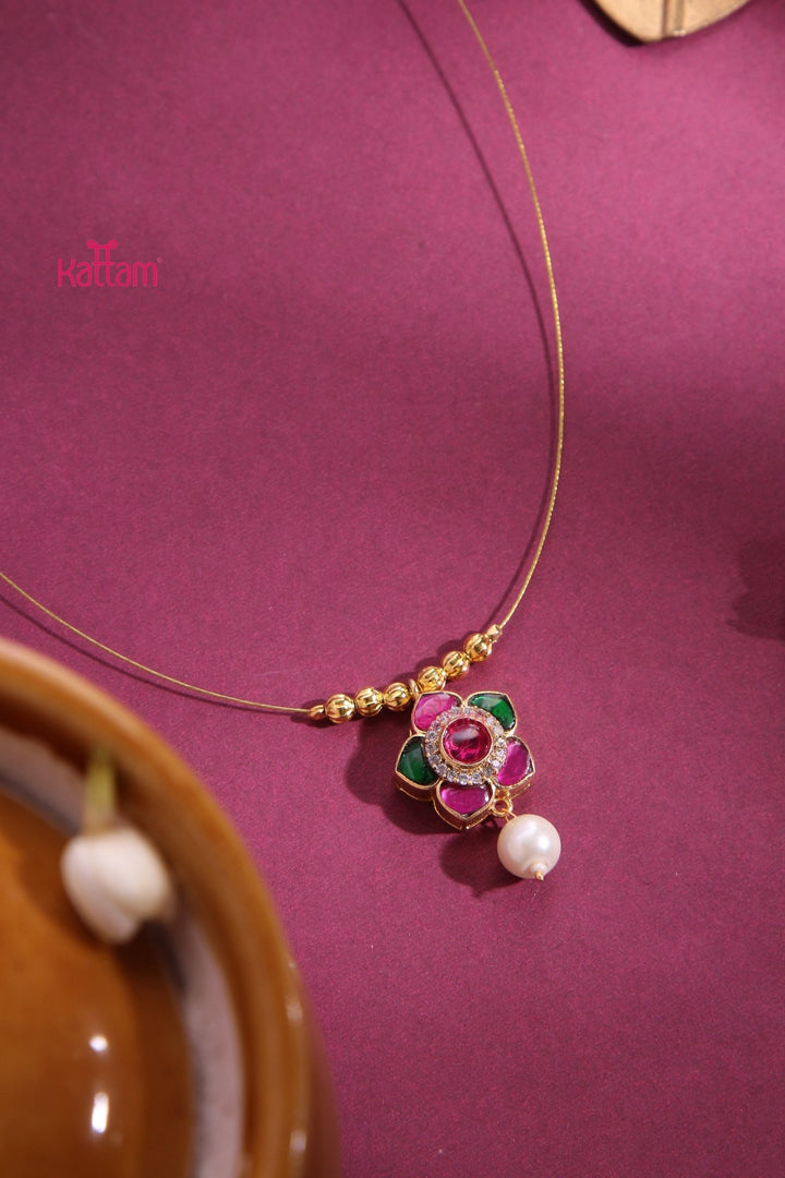 Invisible Kundan Flower Dollar Choker - Rubygreen - N3297