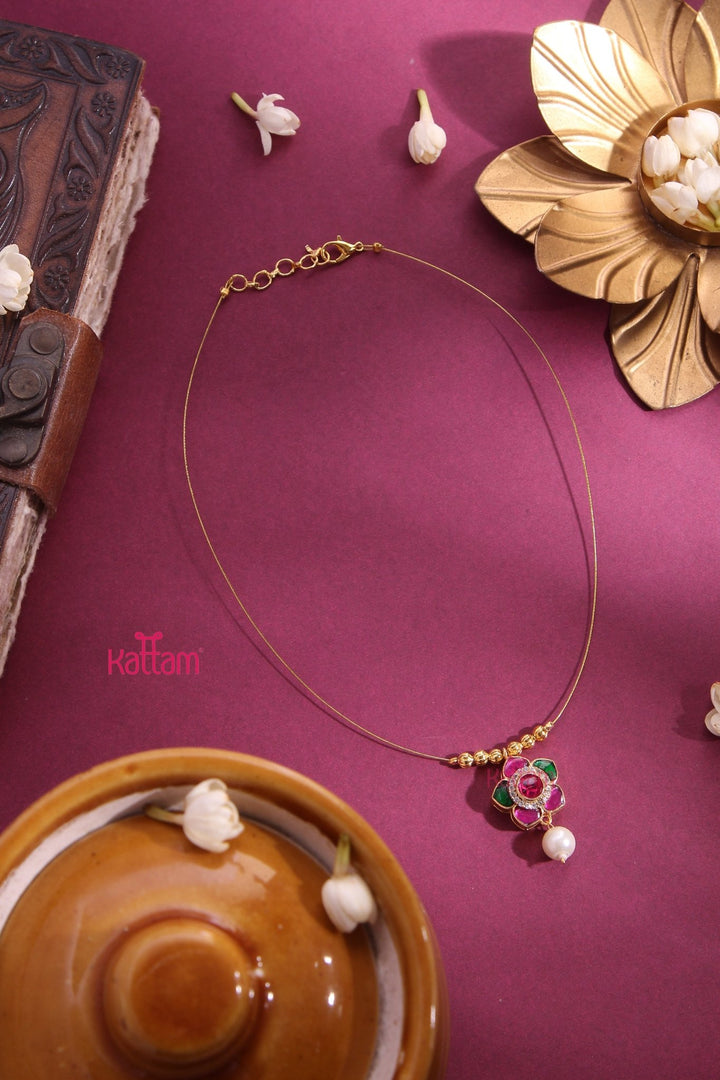 Invisible Kundan Flower Dollar Choker - Rubygreen - N3297