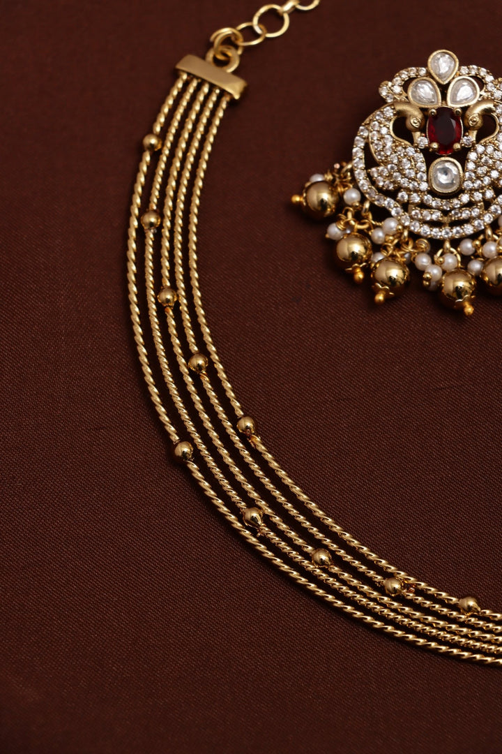 Ishra - Victorian Peacock Pendant Goldball Hasli Choker - N6163