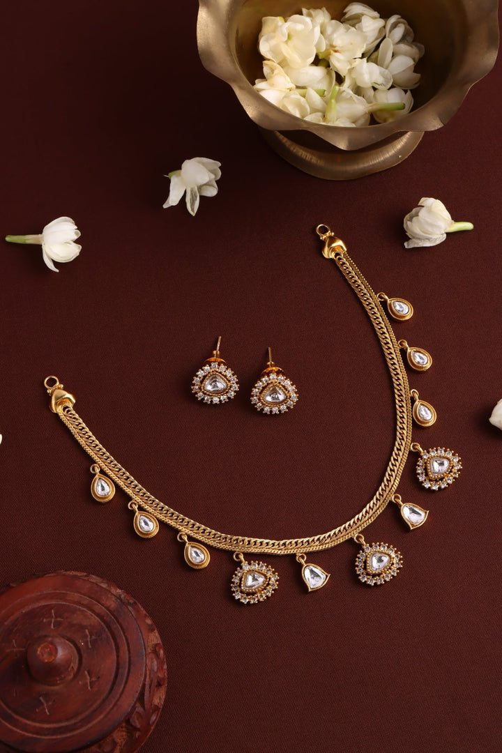Ivaana - White Stone Choker - N4046