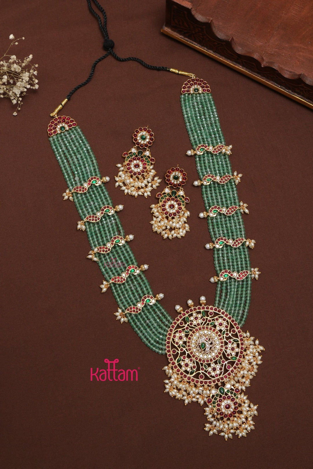 Bhavya Jadau Kundan Stones Bridal Pendent Haram - Main Image