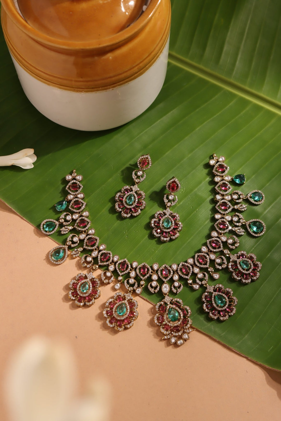 Jessie - Victorian Statement Choker Set - N6173