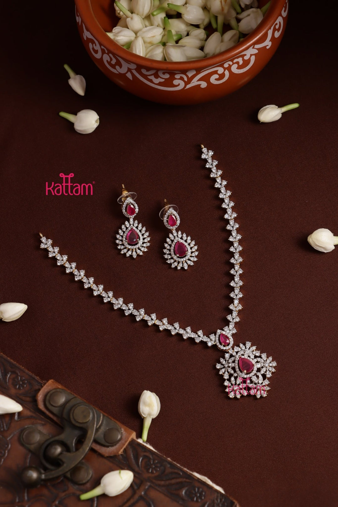 Joyce - AD Partwear Ruby Choker - N5303