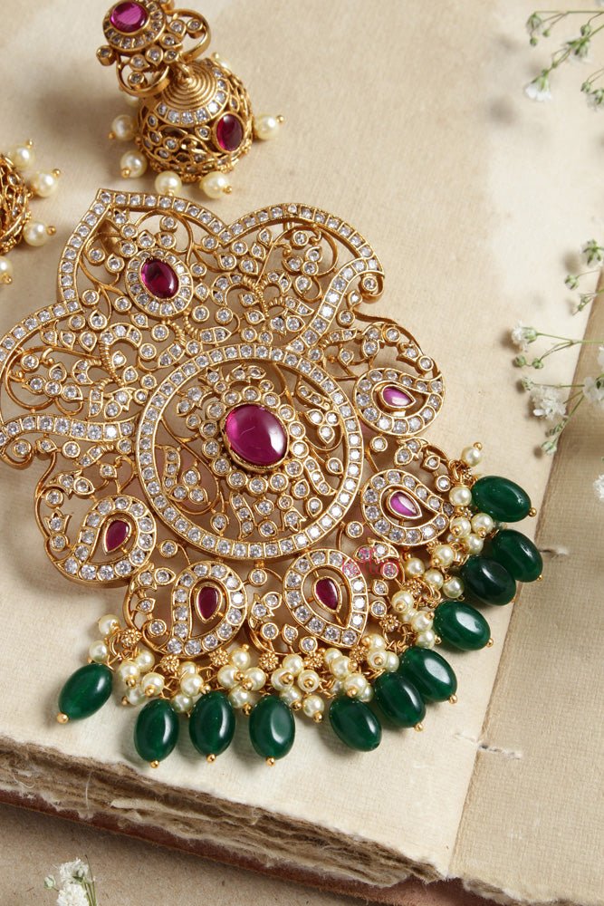 Jumbo Grand Stone Pendnat With Earrings ( No Earrings ) - P031