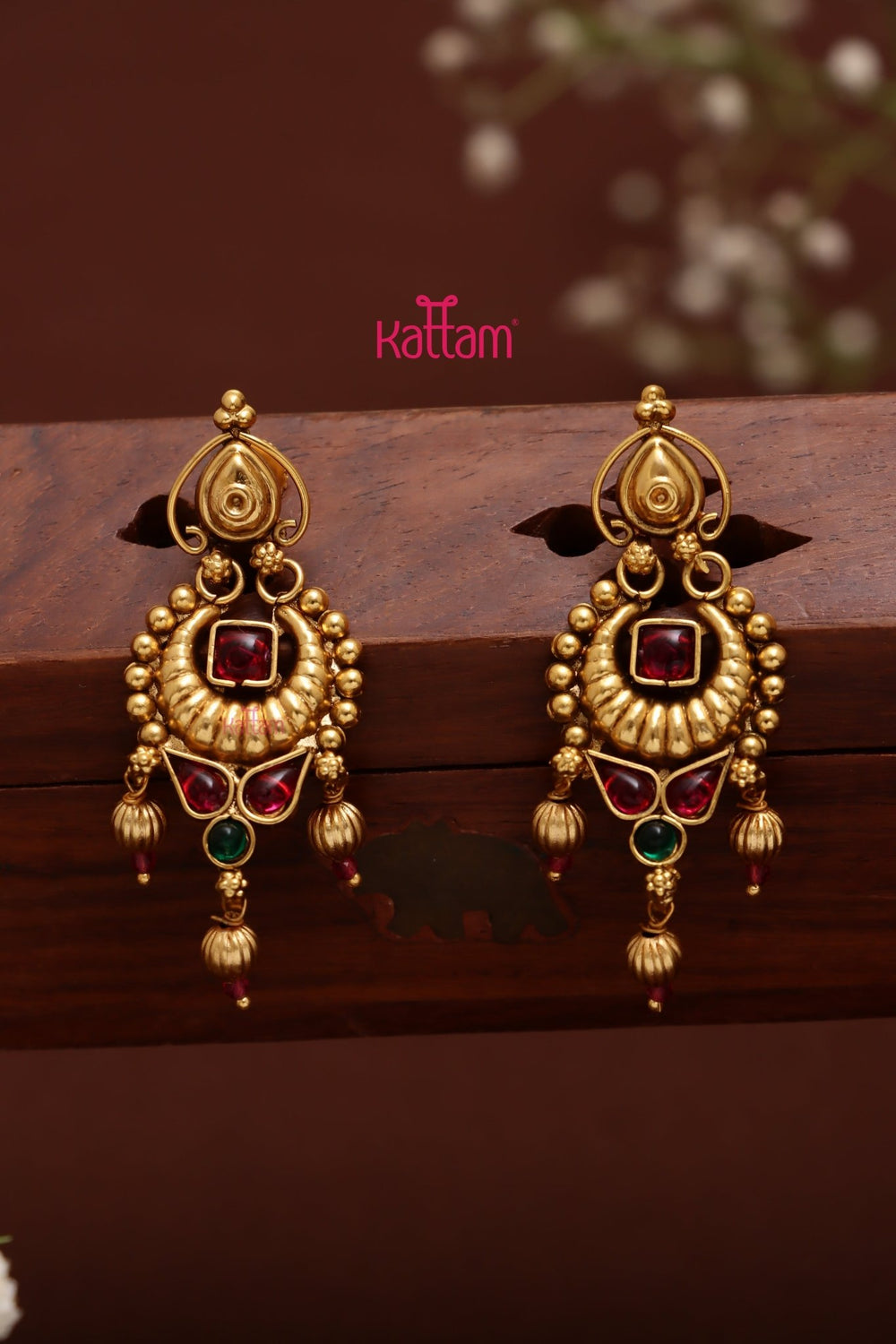 Kaariha - Statement Earring Design 12 - E1088