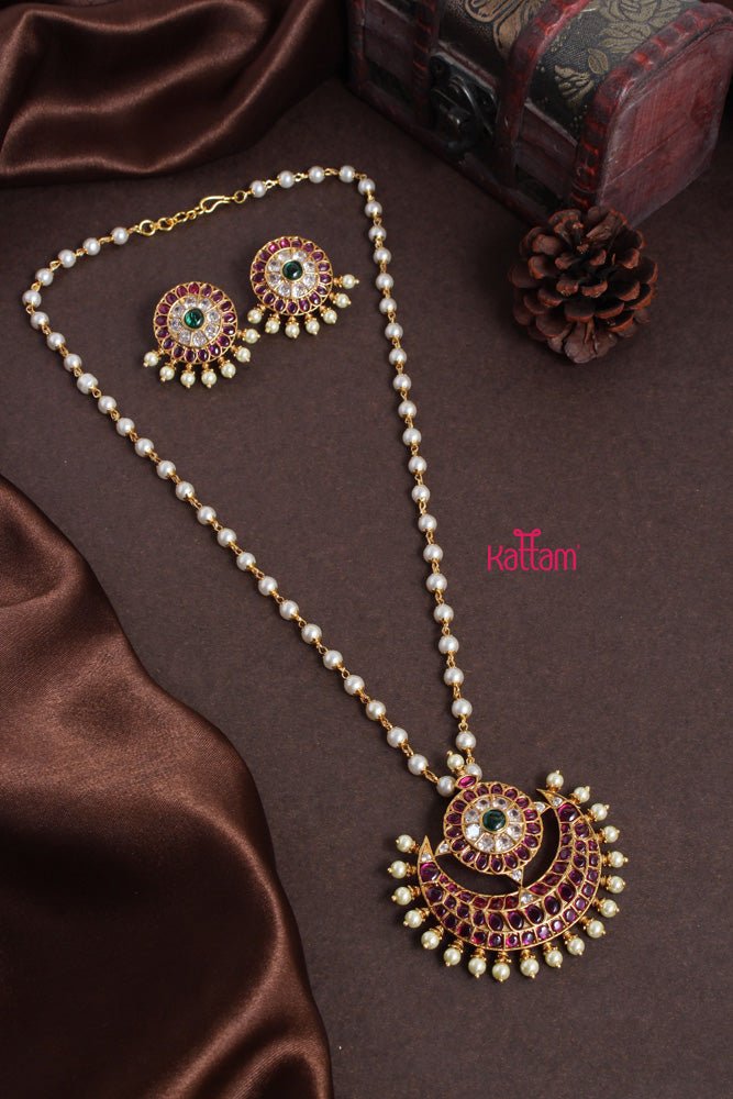 Kemp Chandbali Pearl Chain - N2182