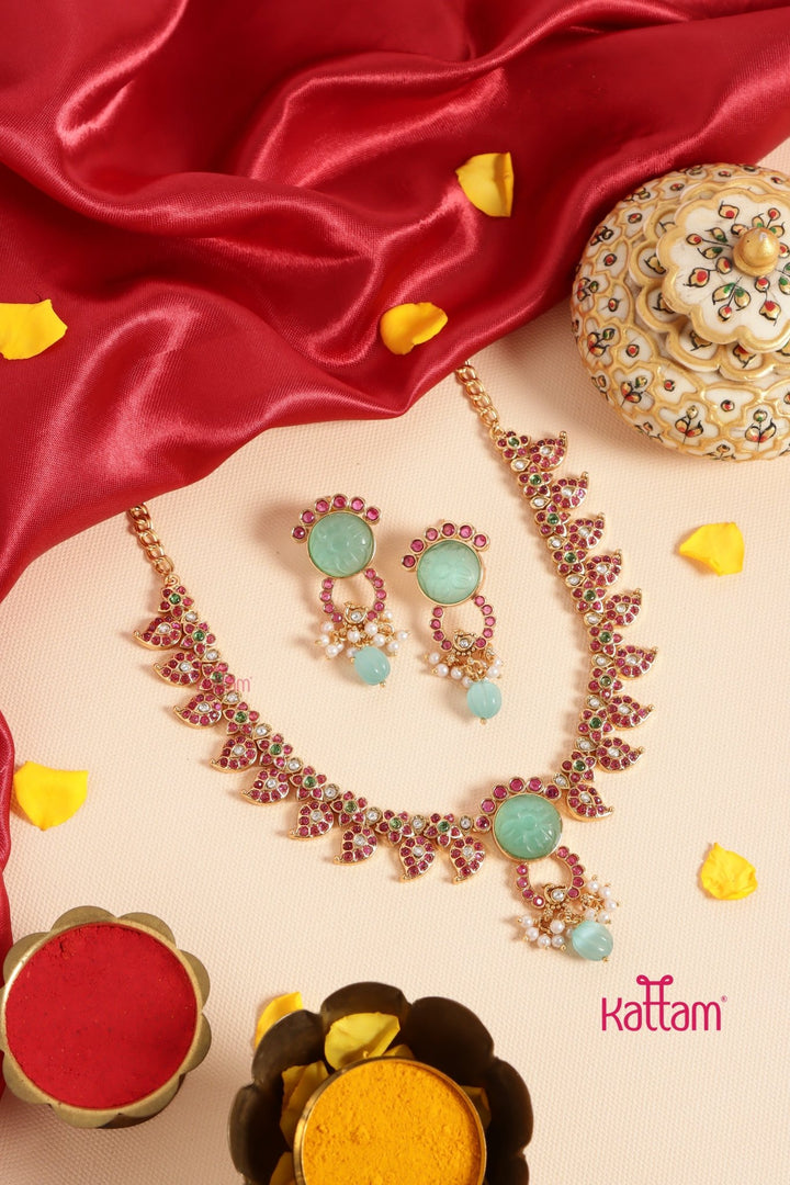 Kemp Designer Manga Choker - N3445