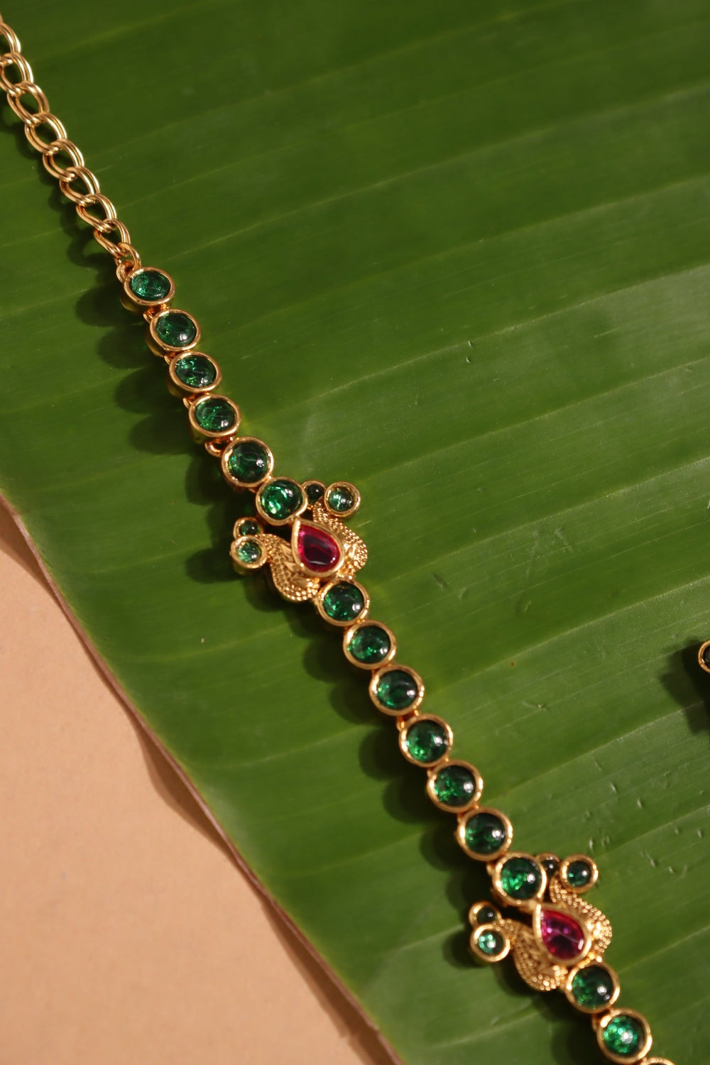 Kemp Green Peacock Haram - N4088