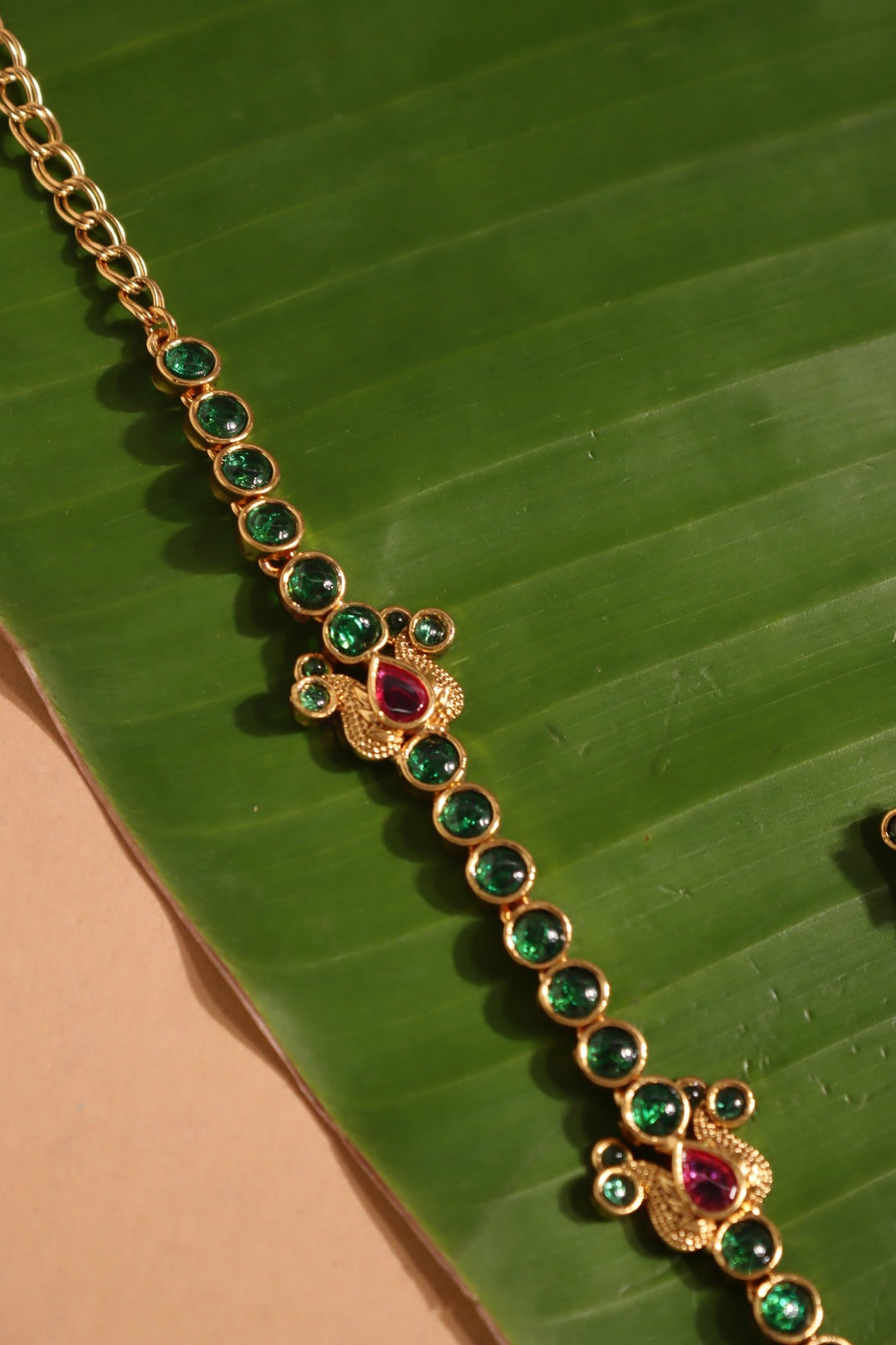 Kemp Green Peacock Haram - N4088