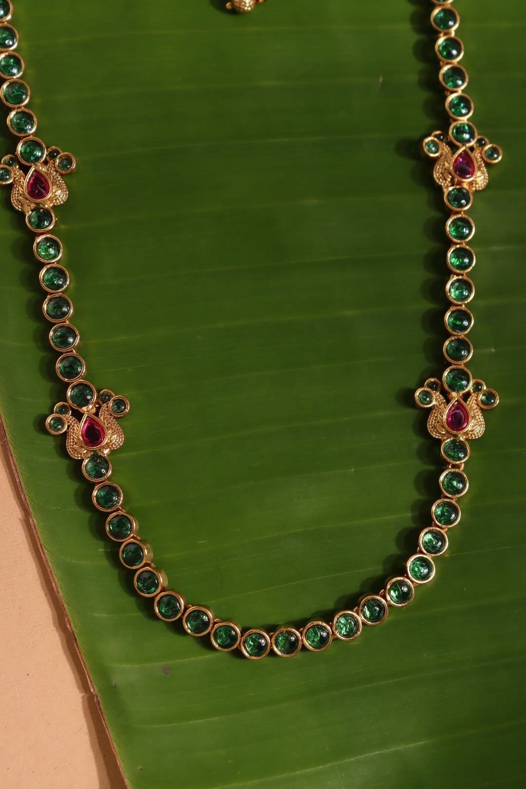 Kemp Green Peacock Haram - N4088