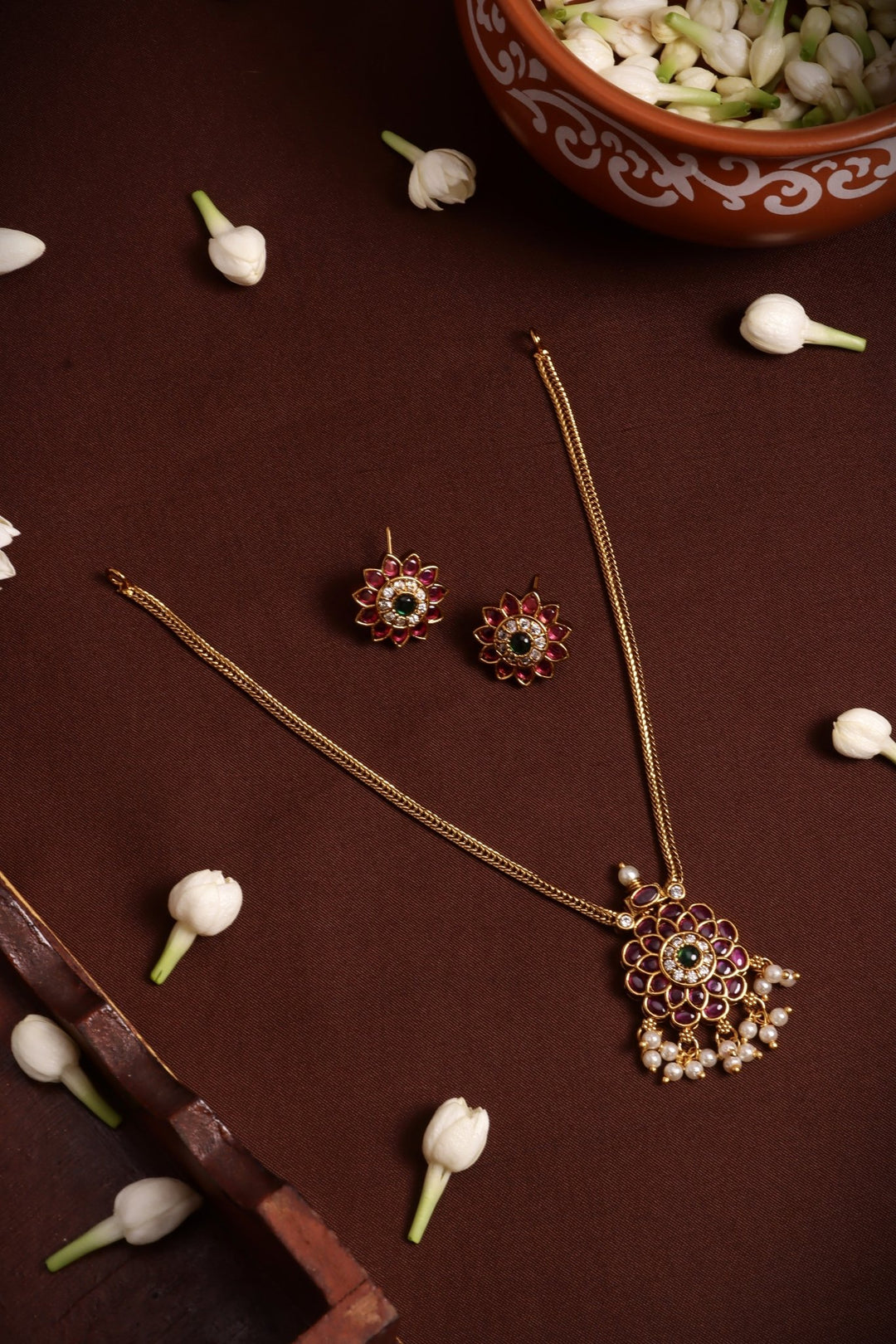 Kemp Kolam Flower Attigai - N4147