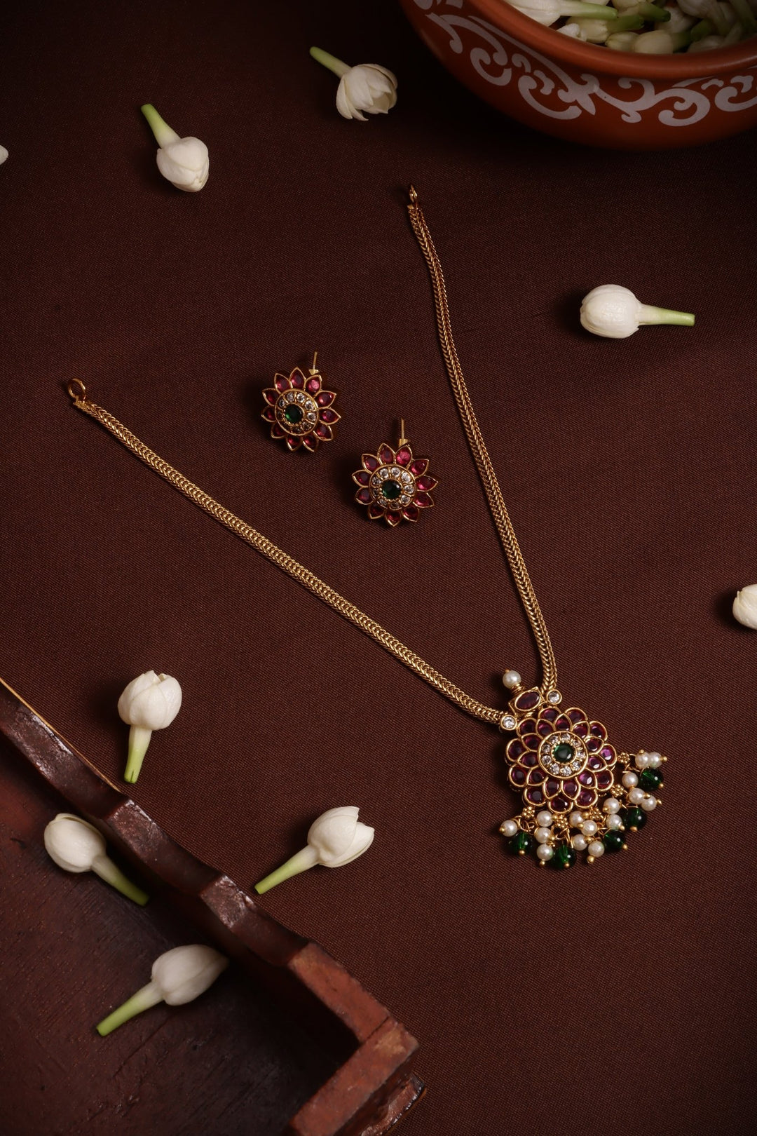 Kemp Kolam Flower Beads Attigai - N4148