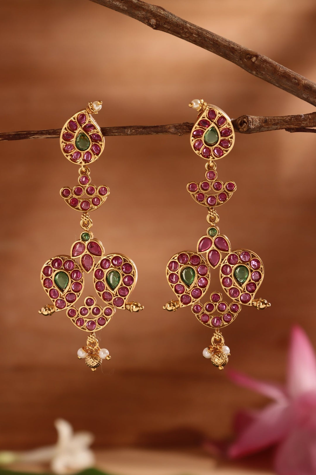 Kemp Manga Drop Earring - E1504