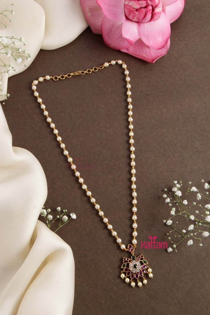 Kemp Multistone Stone Peacock Pearl Chain ( No Earring ) - N2752